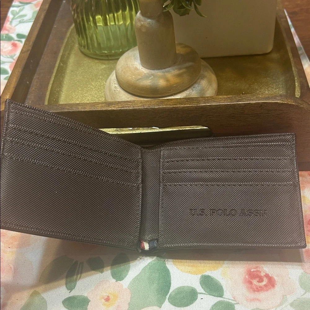 💥2/$10 USPA US Polo Association Brown PVC Wallet